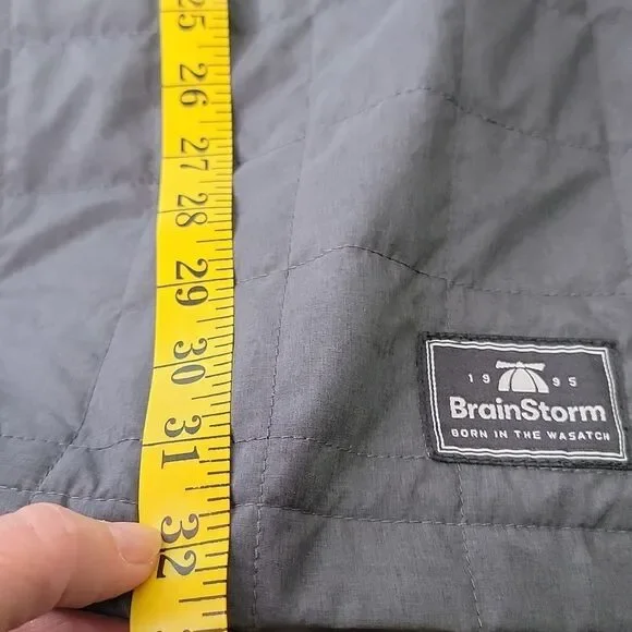 Eddie Bauer. Men's Charcoal Quilted Shirt Jacket. Size 2XL - Picture 5 of 7